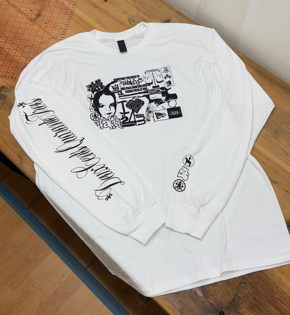 LONGSLEEVE "243COLLAGE" BLANC